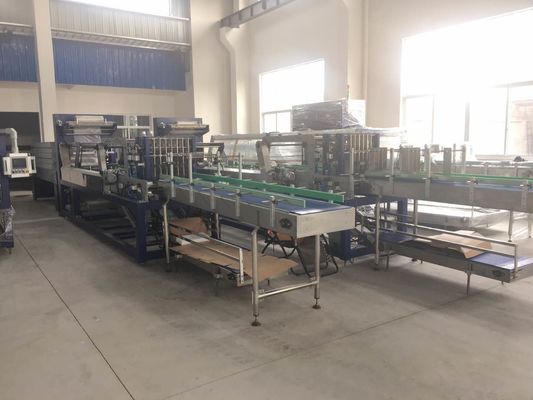 Automatic Plastic Film Heat Shrink Wrapping Machine For PET Water Bottle