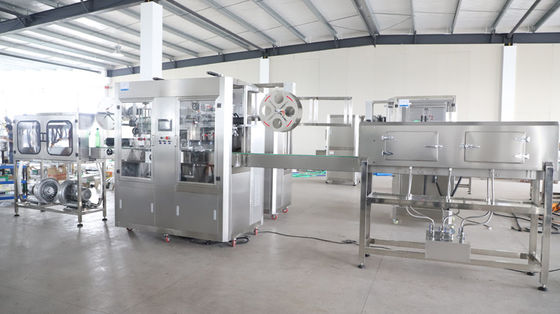 Automatic Water Bottle Shrink Sleeve Labeling Machine Double Heads 12000BPH