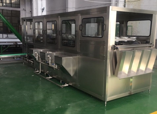 200bph PET Bottle Automatic Filling And Capping Machine 5 Gallon 20L