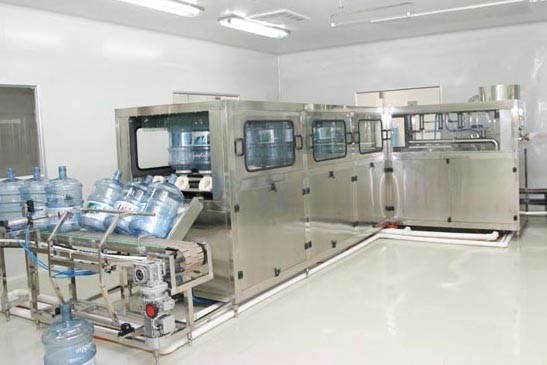 200bph PET Bottle Automatic Filling And Capping Machine 5 Gallon 20L